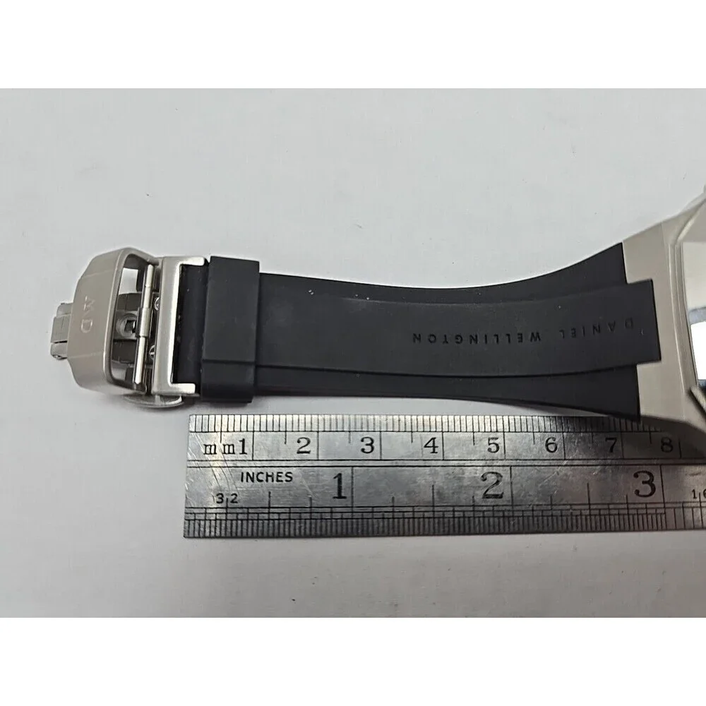 Daniel Wellington Switch Smartwatch Case for Apple 40mm Silver Black Rubber